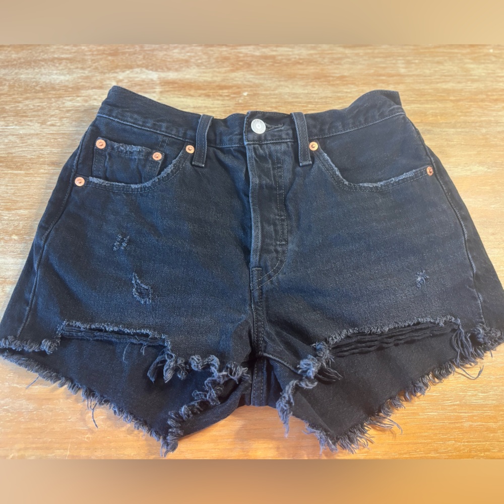 Levi's 501 Button-Fly -Distressed Black Jean Shorts Cut-Off Size‎ 27